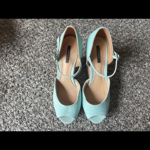 Forever 21 platform sandals - Picture 5 of 6